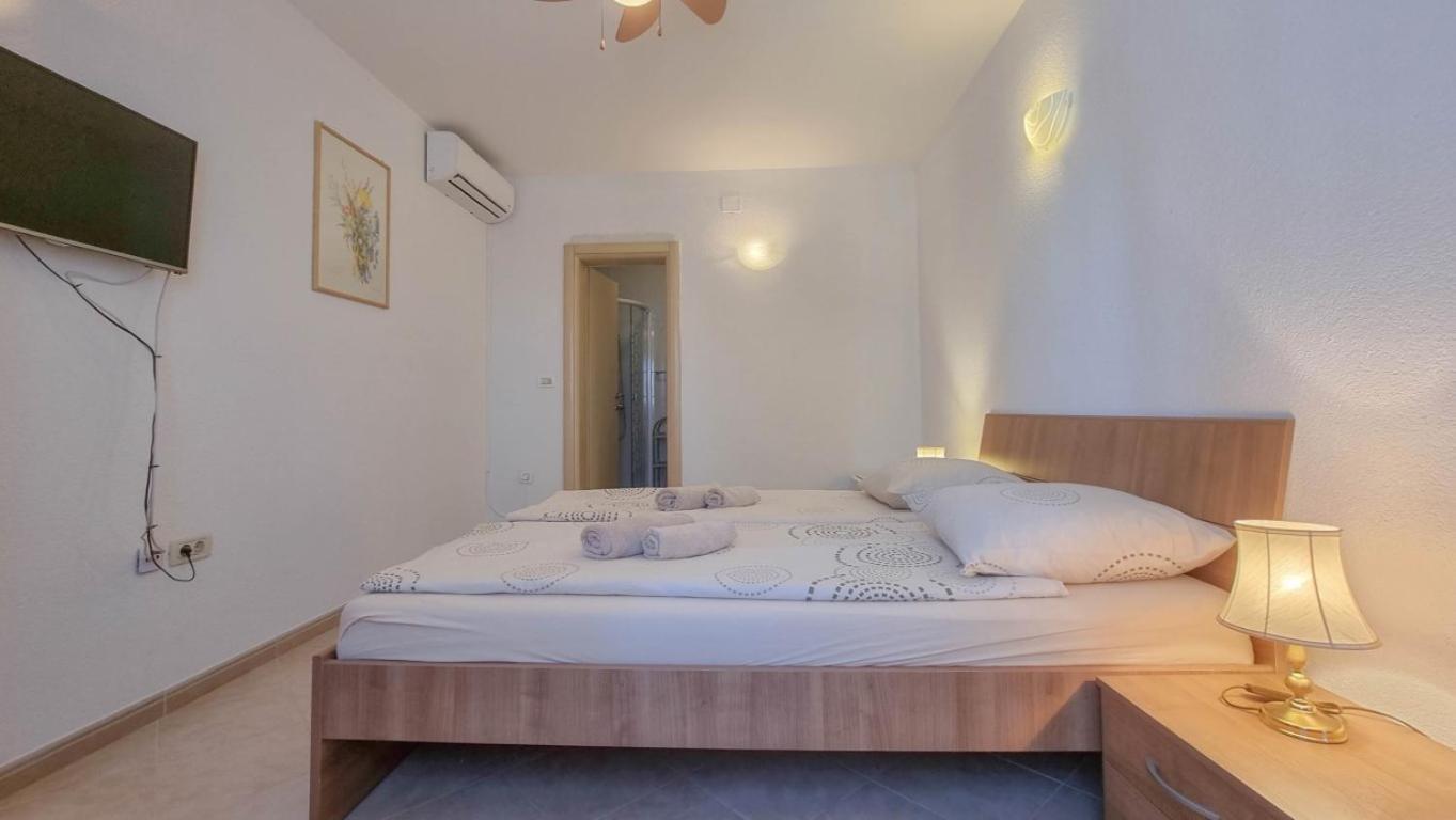 Lucijana Room Novigrad Istria Exterior foto